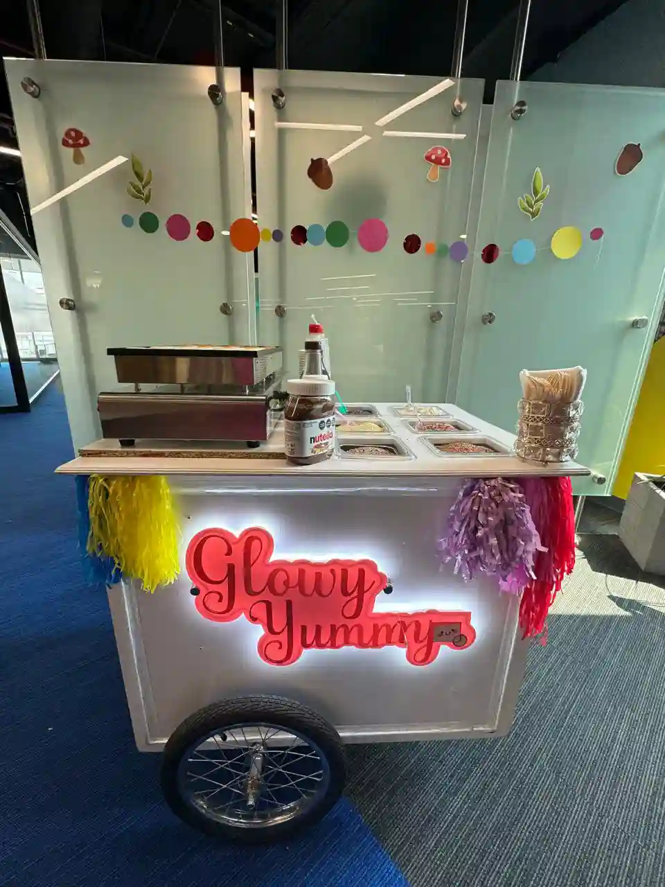 Renta de carrito de mini hotcakes waffles crepas para eventos y empresas