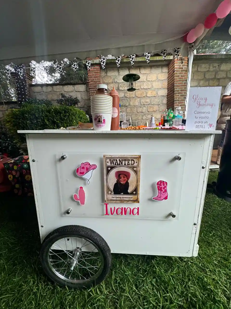 Renta de carrito de snacks dulces  para eventos y fiestas