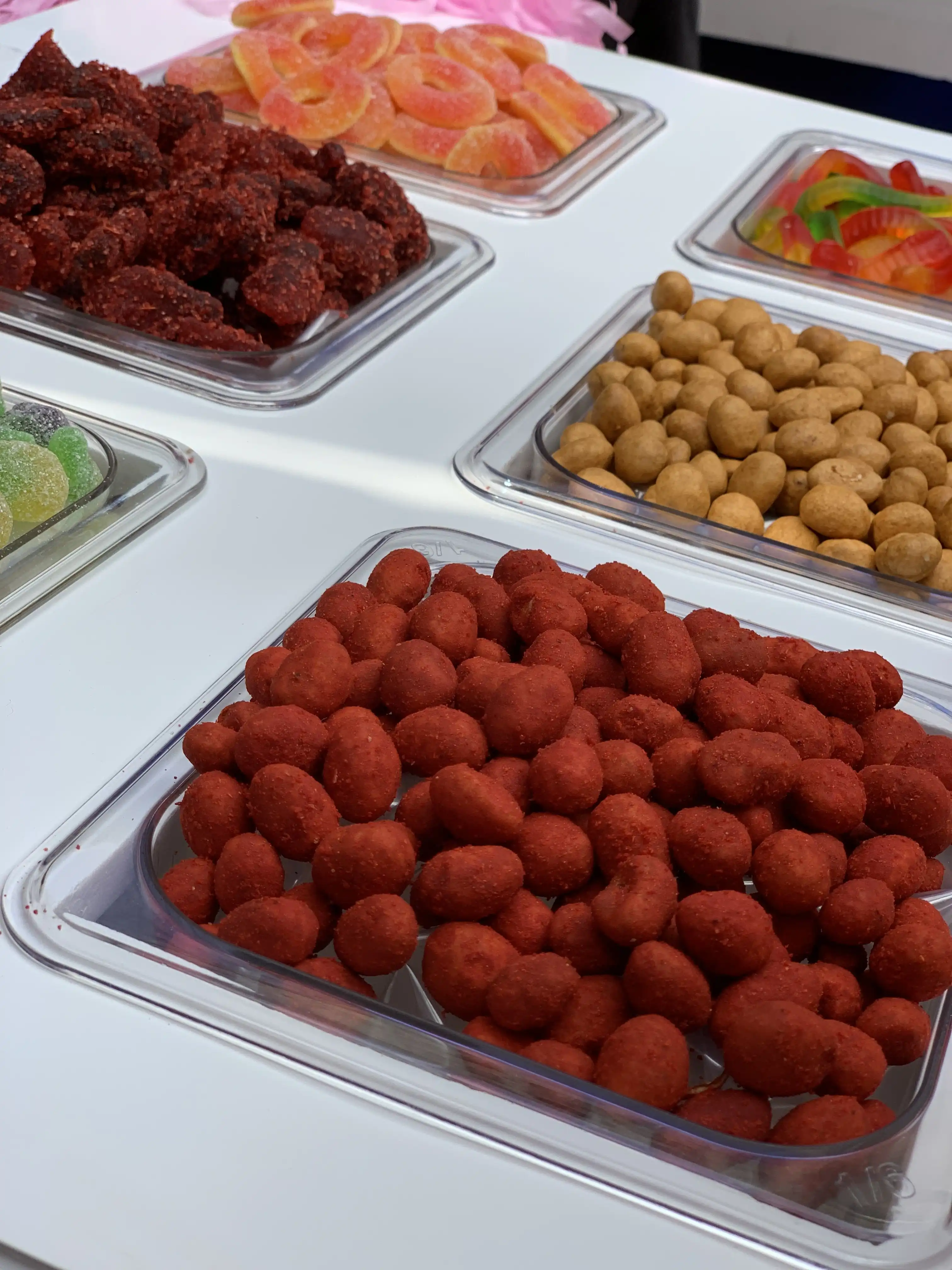 Glowy Yummy contratar carrito de snacks dulces refill bonito lanzamiento marca cdmx