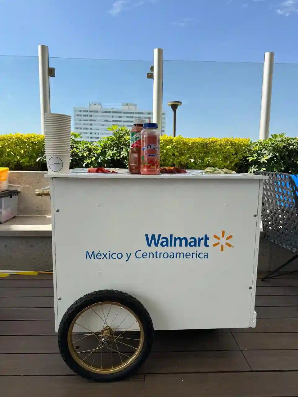 Renta de carrito de snacks dulces para bodas y cumpleaños